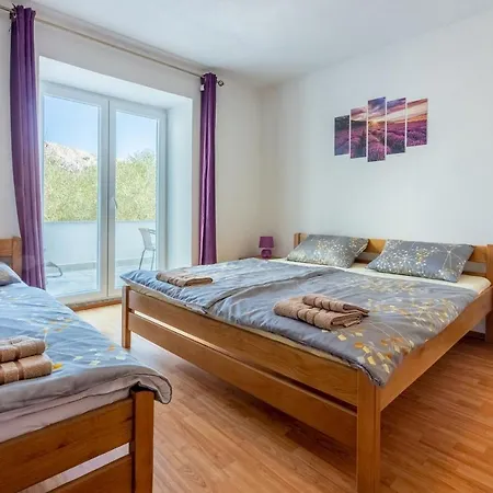 Mladen Apartment