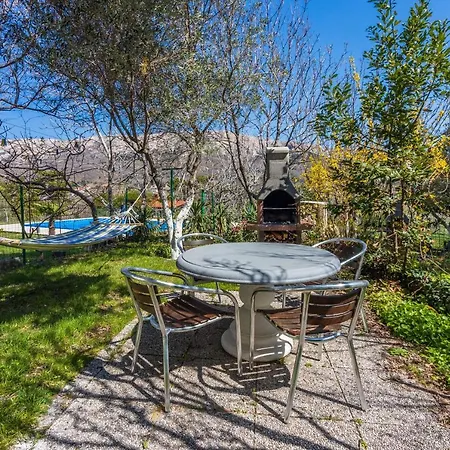 Mladen Apartament Baška